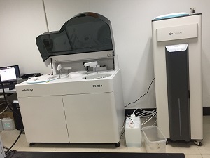 全自动生化分析仪